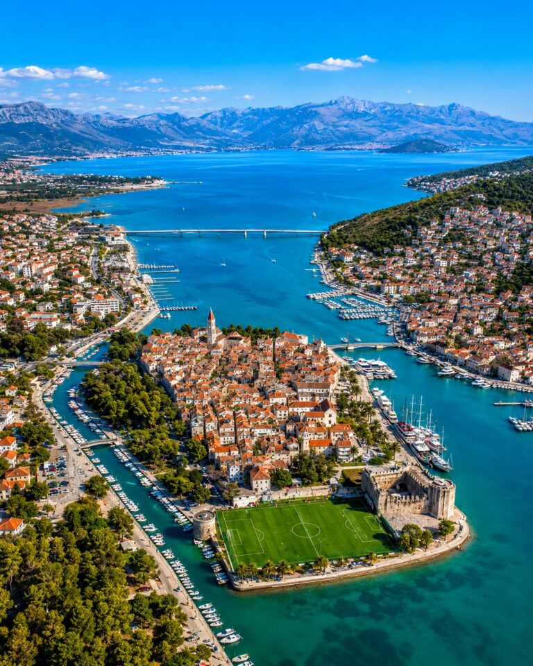 Private Transfer to Trogir UNESCO protected